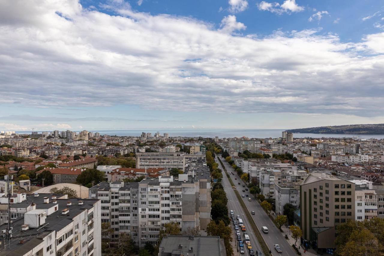 Hotel Campus 90 - Free Parking Varna Bagian luar foto