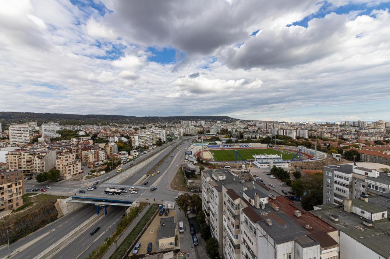 Hotel Campus 90 - Free Parking Varna Bagian luar foto