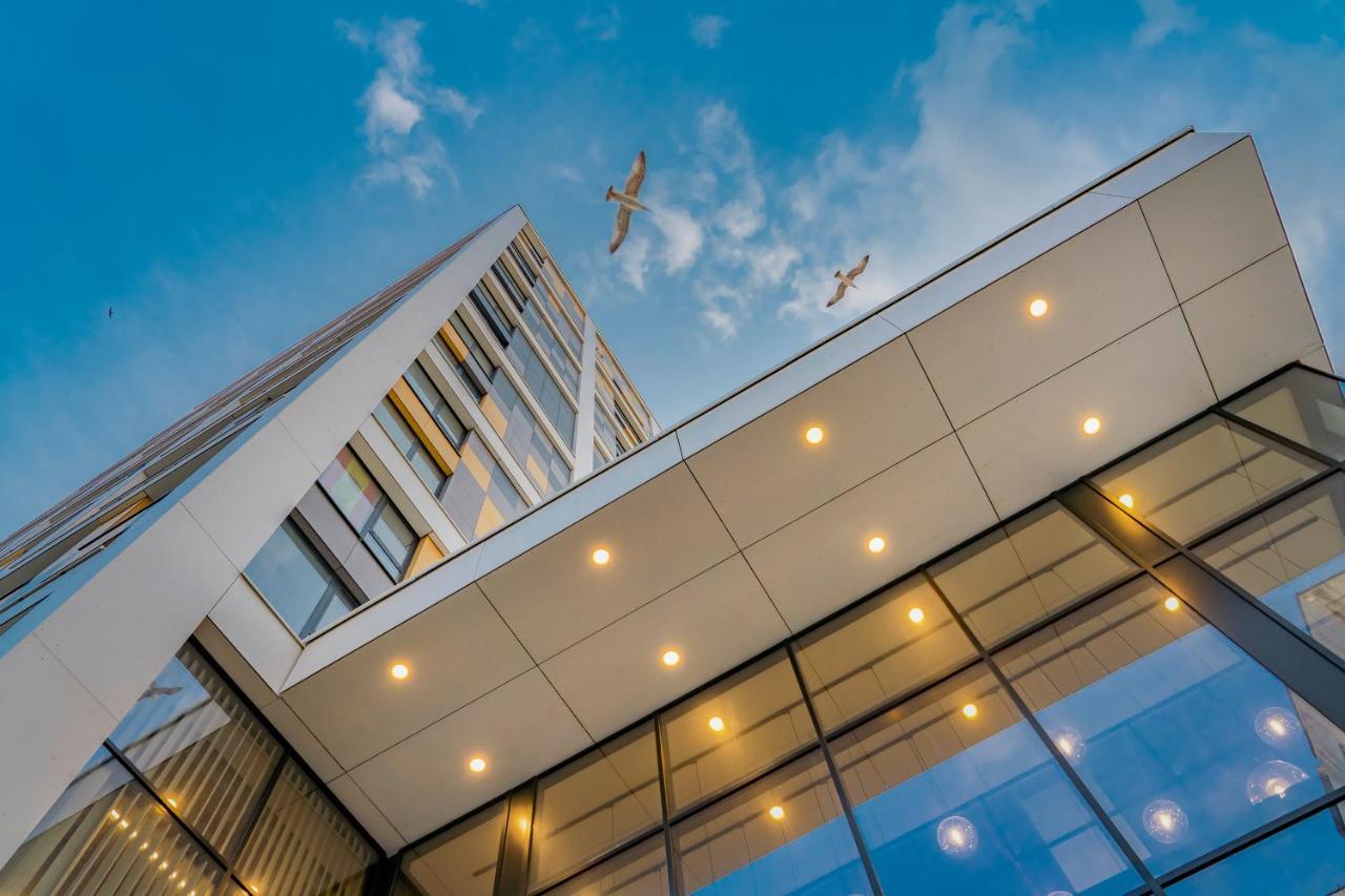 Hotel Campus 90 - Free Parking Varna Bagian luar foto