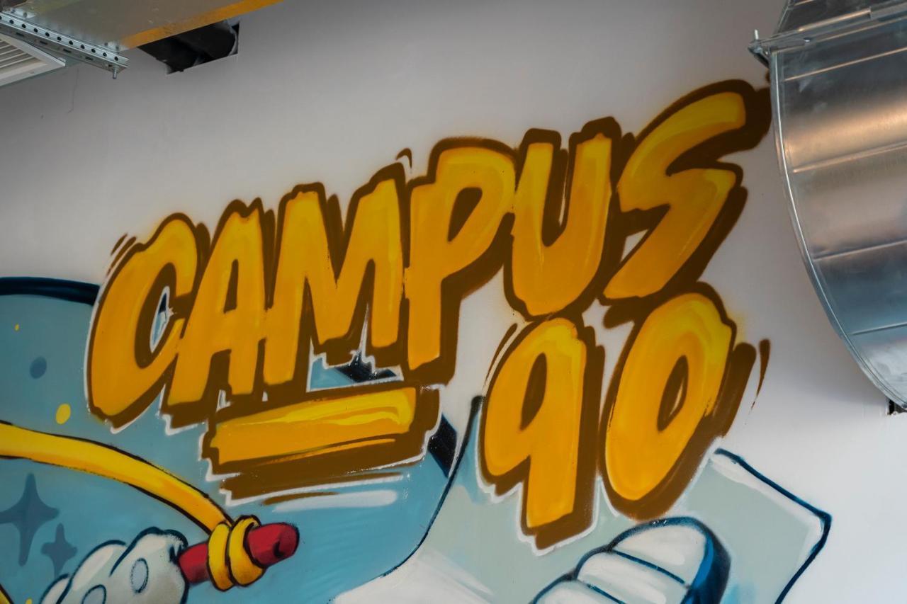Hotel Campus 90 - Free Parking Varna Bagian luar foto